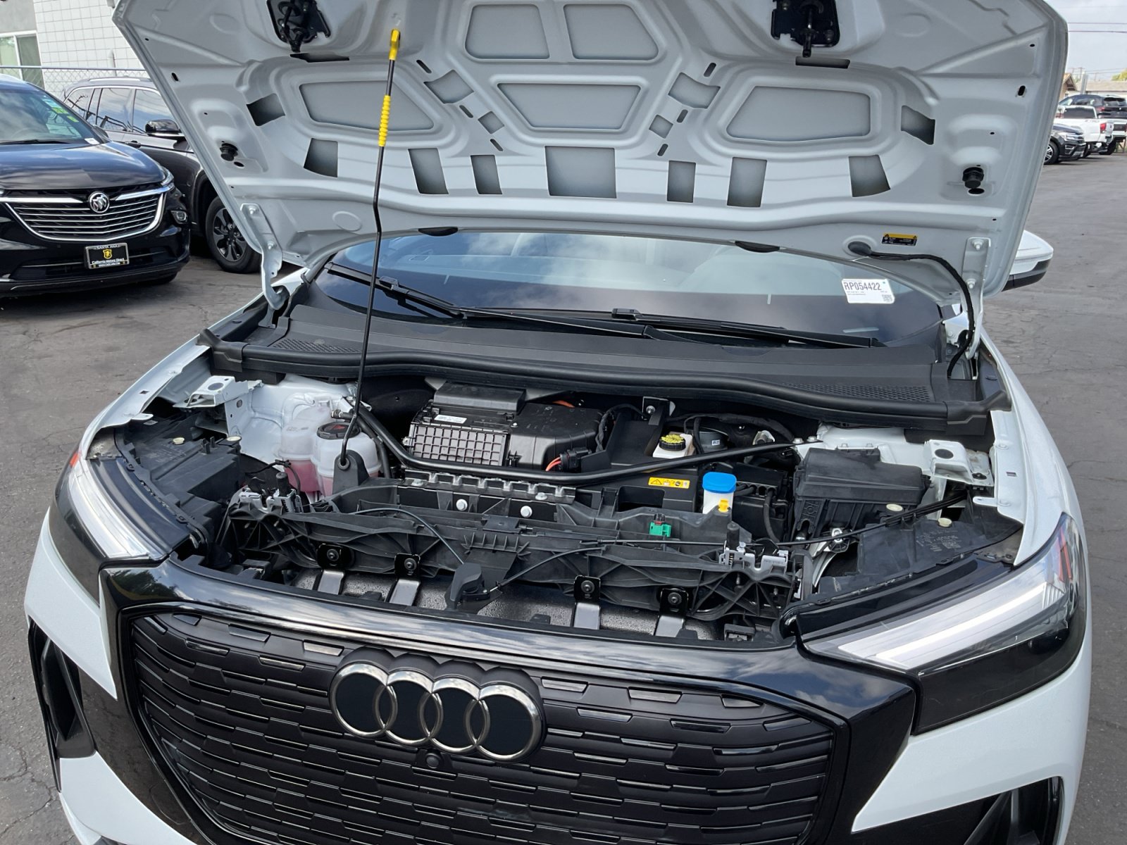 Used 2024 Audi Q4 e-tron Premium Plus w/ Premium Plus AWD/4WD image 23