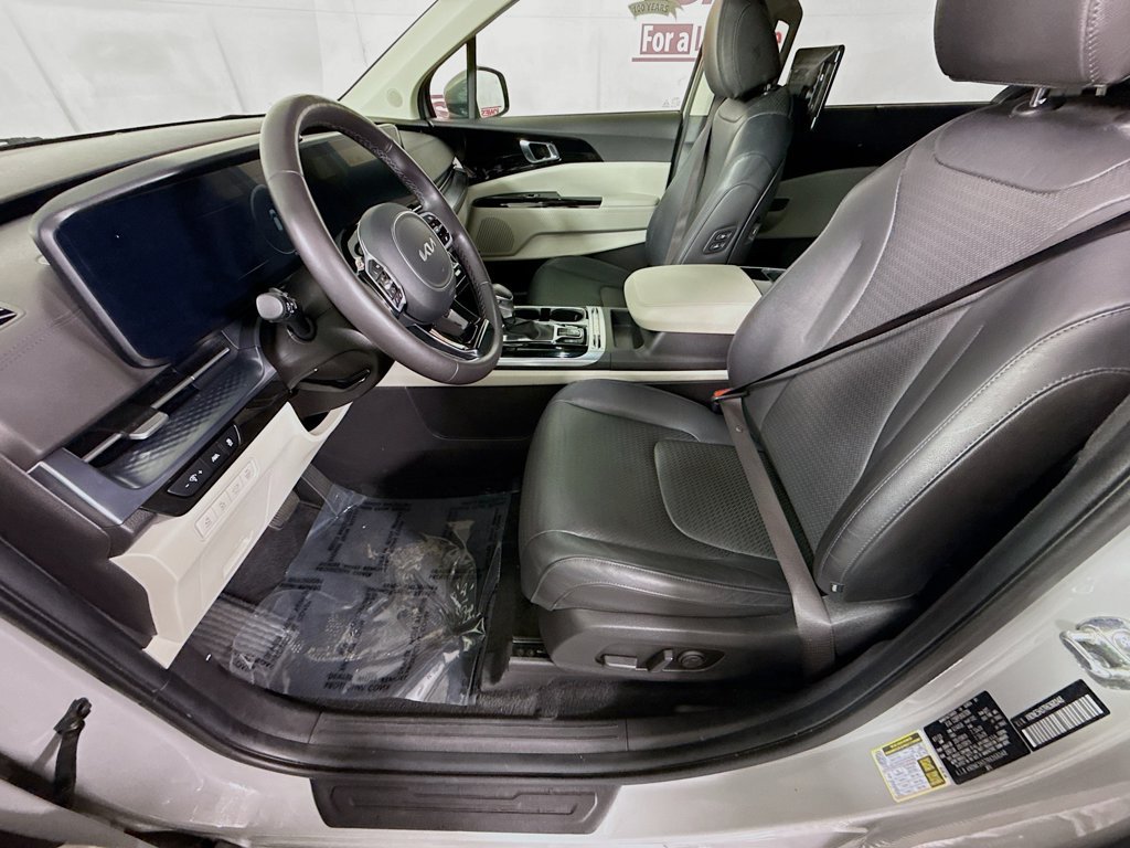 Used 2024 Kia Carnival SX Prestige FWD image 28