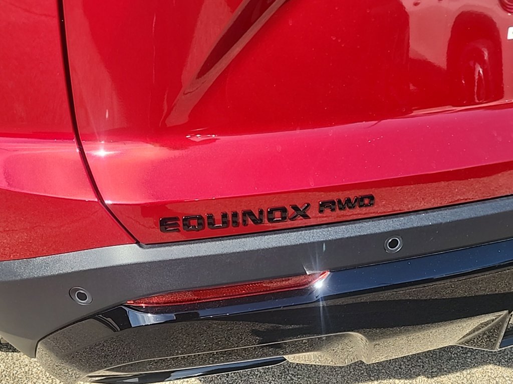 New 2027 Chevrolet Equinox RS w/ Convenience Package III AWD/4WD image 3