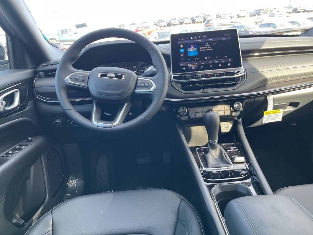 New 2026 Jeep Compass Limited image 16