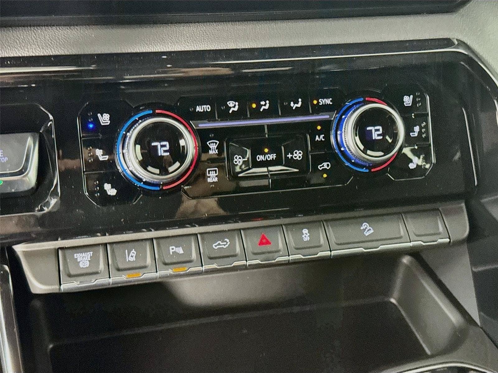 New 2026 GMC Sierra 3500 AT4 w/ AT4 Premium Plus Package AWD/4WD image 18