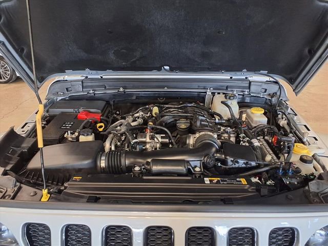 Used 2023 Jeep Wrangler Altitude image 13