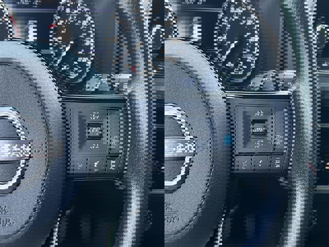 Certified 2022 Nissan Rogue SV image 12