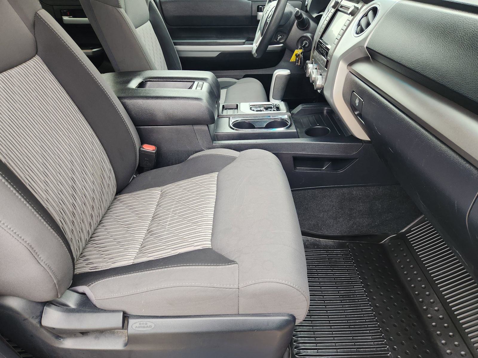 Used 2017 Toyota Tundra SR5 AWD/4WD image 18