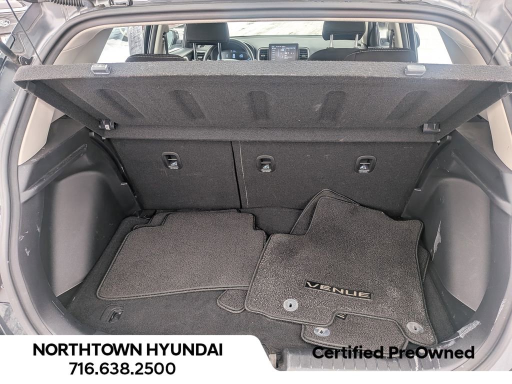 Certified 2023 Hyundai Venue SEL w/ Cargo Package image 30
