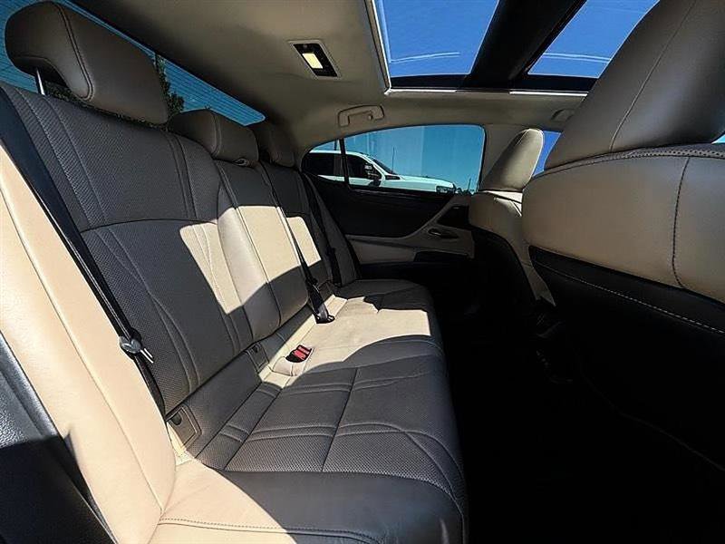 Used 2020 Lexus ES 350 w/ Accessory Package 2 FWD image 42
