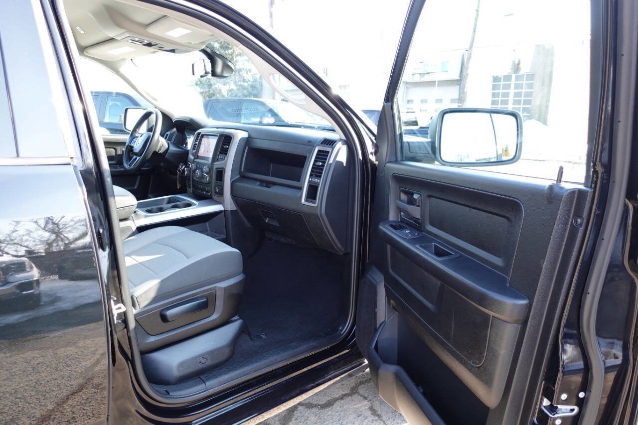 Used 2023 RAM 1500 Express w/ Wheel & Sound Group image 23