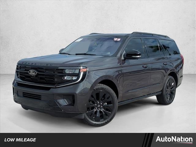 Certified 2025 Ford Expedition Platinum w/ Stealth Appearance Package