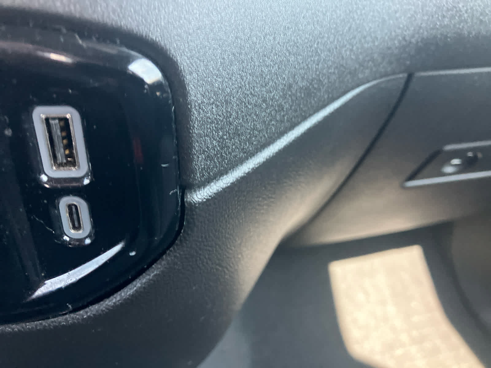 Used 2025 GMC Sierra 1500 Elevation AWD/4WD image 28
