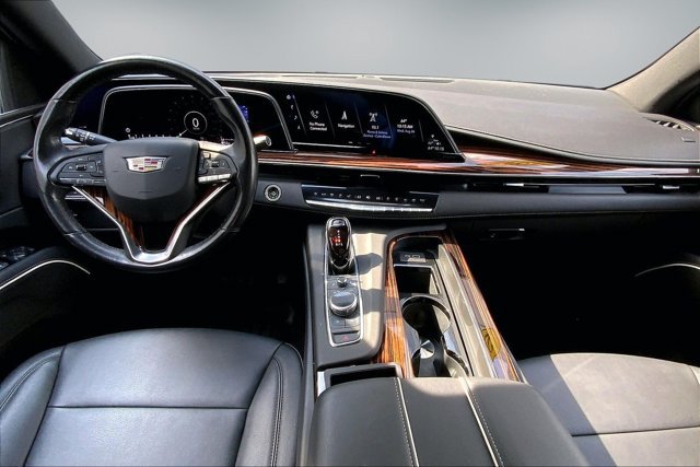Used 2022 Cadillac Escalade Luxury AWD/4WD image 15