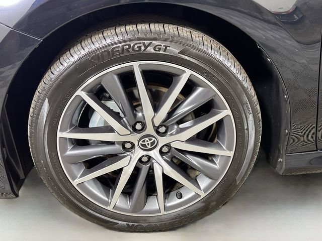 Used 2024 Toyota Camry XLE w/ Cold Weather Package image 4