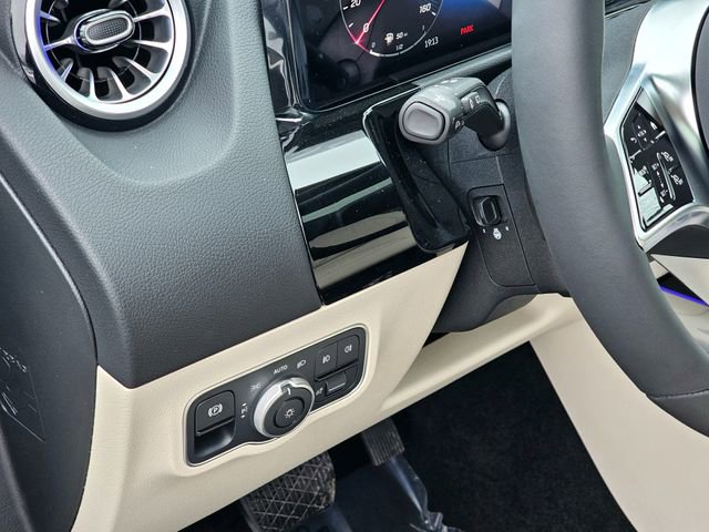 New 2026 Mercedes-Benz GLA 250 4MATIC image 16