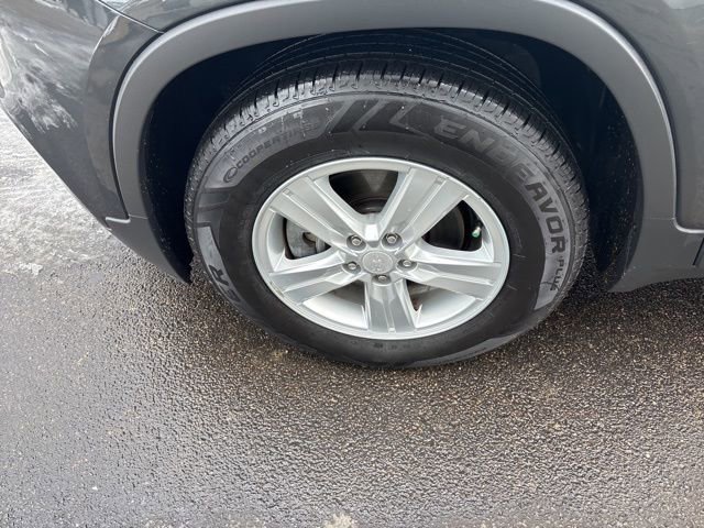 Used 2017 Chevrolet Trax LT w/ LT Convenience Package image 42