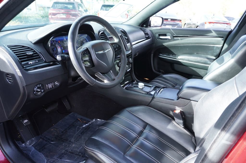 Used 2023 Chrysler 300 S image 17