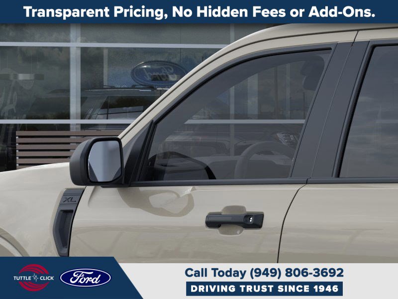 New 2025 Ford Maverick XL image 21