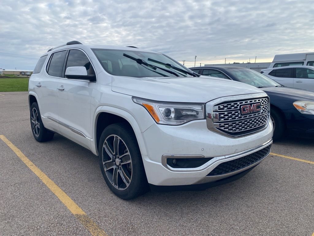 Used 2017 GMC Acadia Denali FWD image 4
