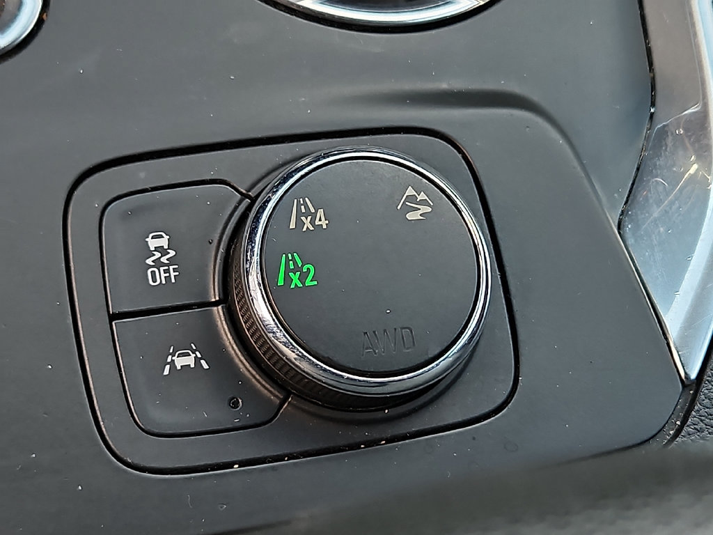 Used 2020 Chevrolet Traverse LT w/ LT Premium Package AWD/4WD image 27