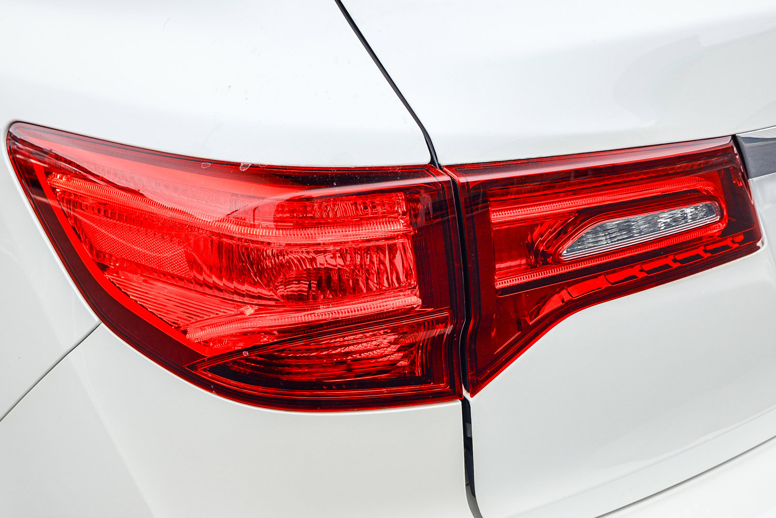 Used 2016 Acura MDX SH-AWD w/ Technology Package image 27