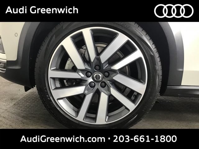 Used 2022 Volvo V90 B6 Cross Country w/ Advanced Package AWD/4WD image 29