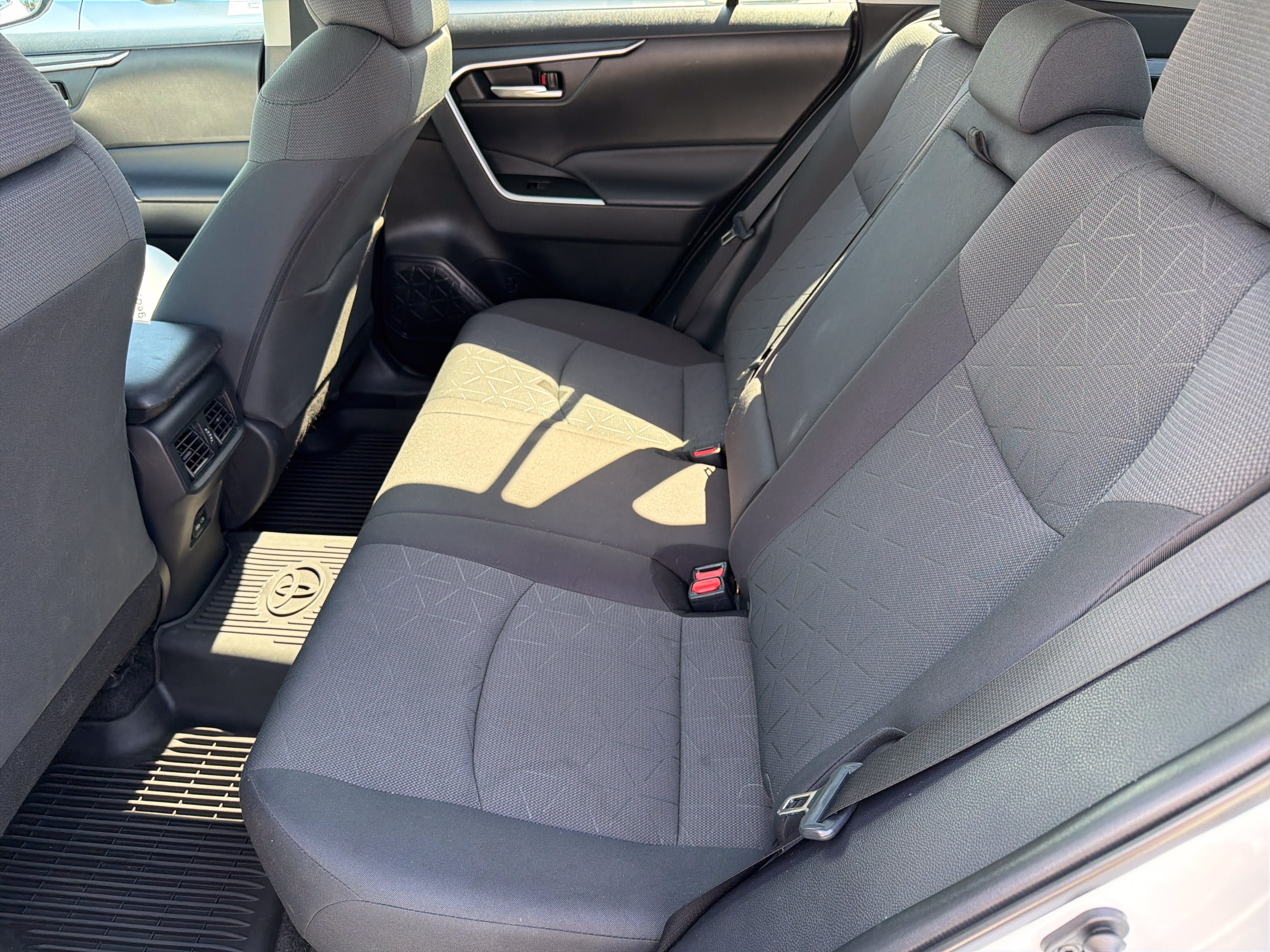 Used 2023 Toyota RAV4 XLE w/ XLE Grade Weather Package AWD/4WD image 23