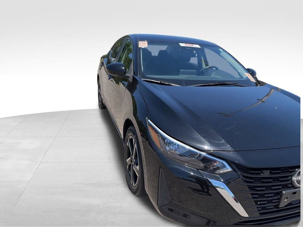 Used 2025 Nissan Sentra SV FWD image 12