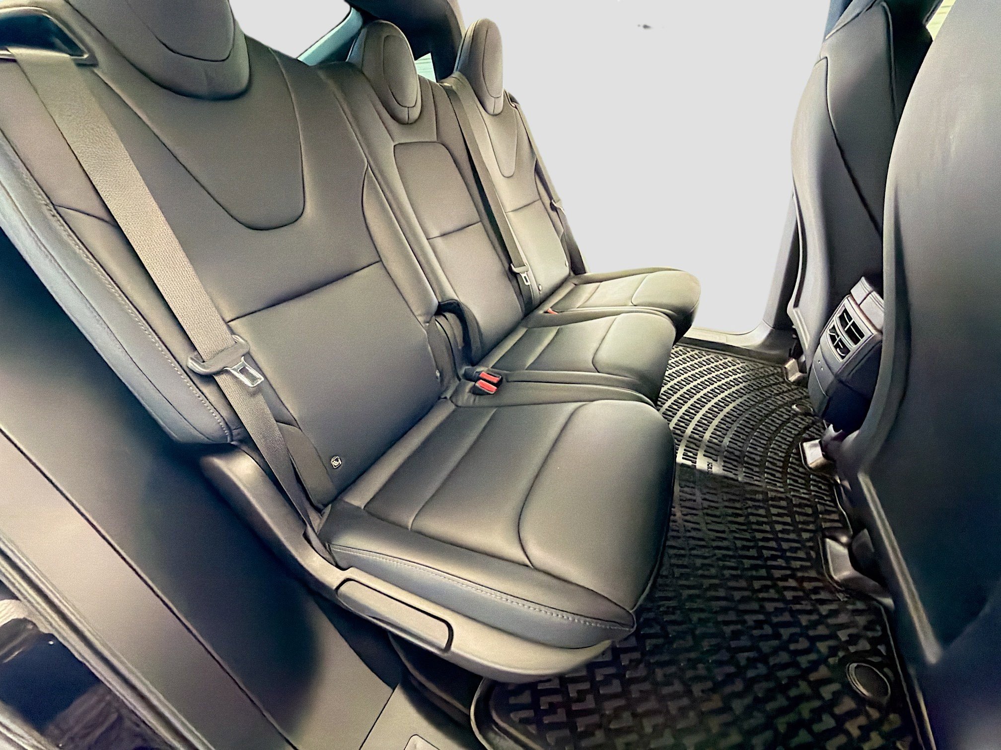 Used 2020 Tesla Model X Long Range image 12