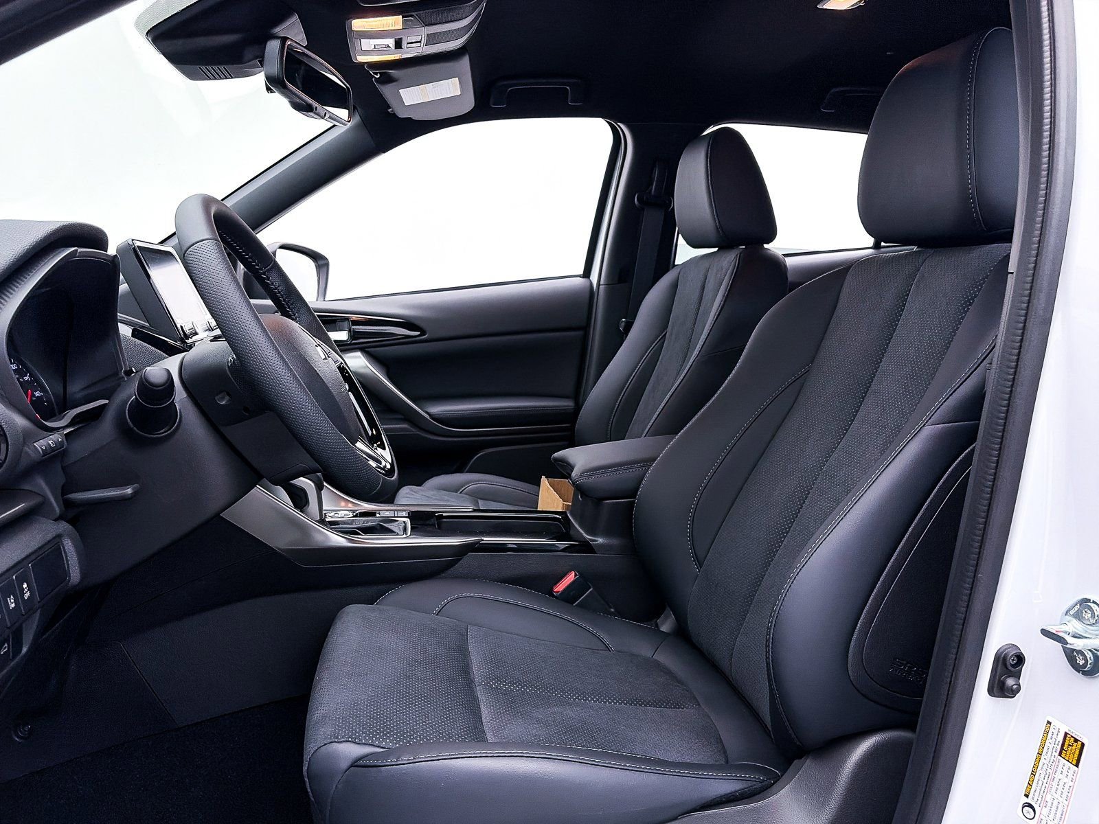 New 2026 Mitsubishi Eclipse Cross Black Edition image 9