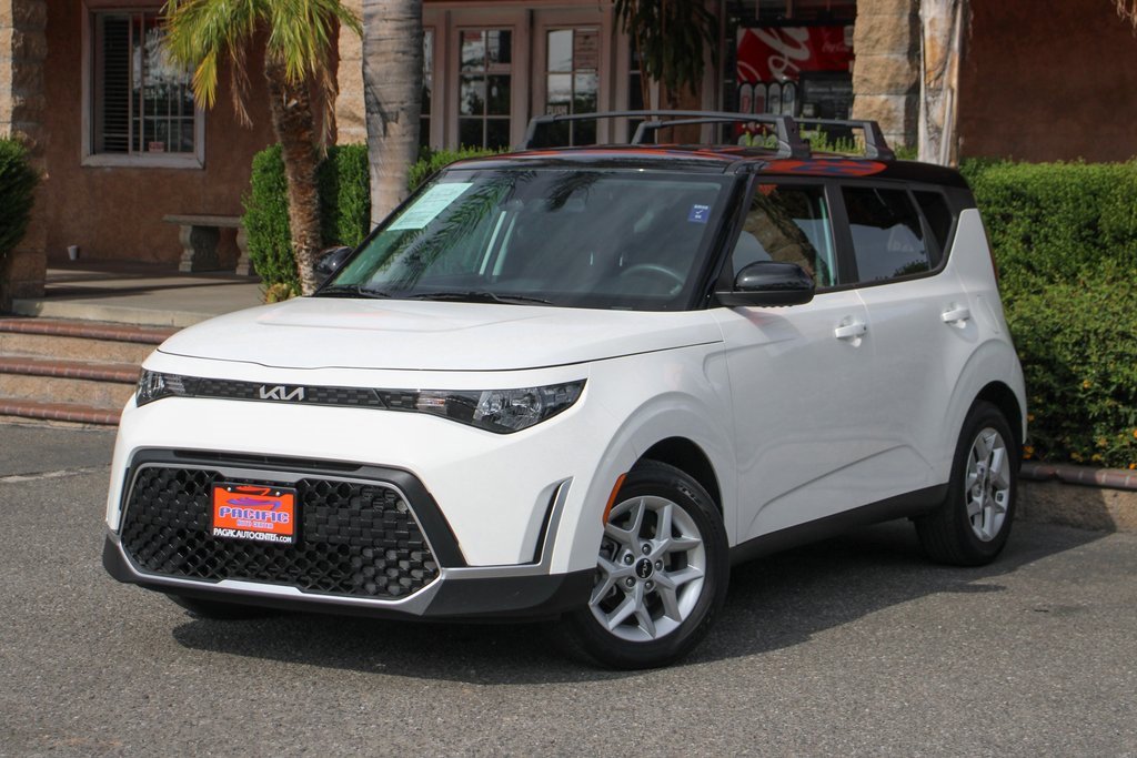 Used 2023 Kia Soul S image 4