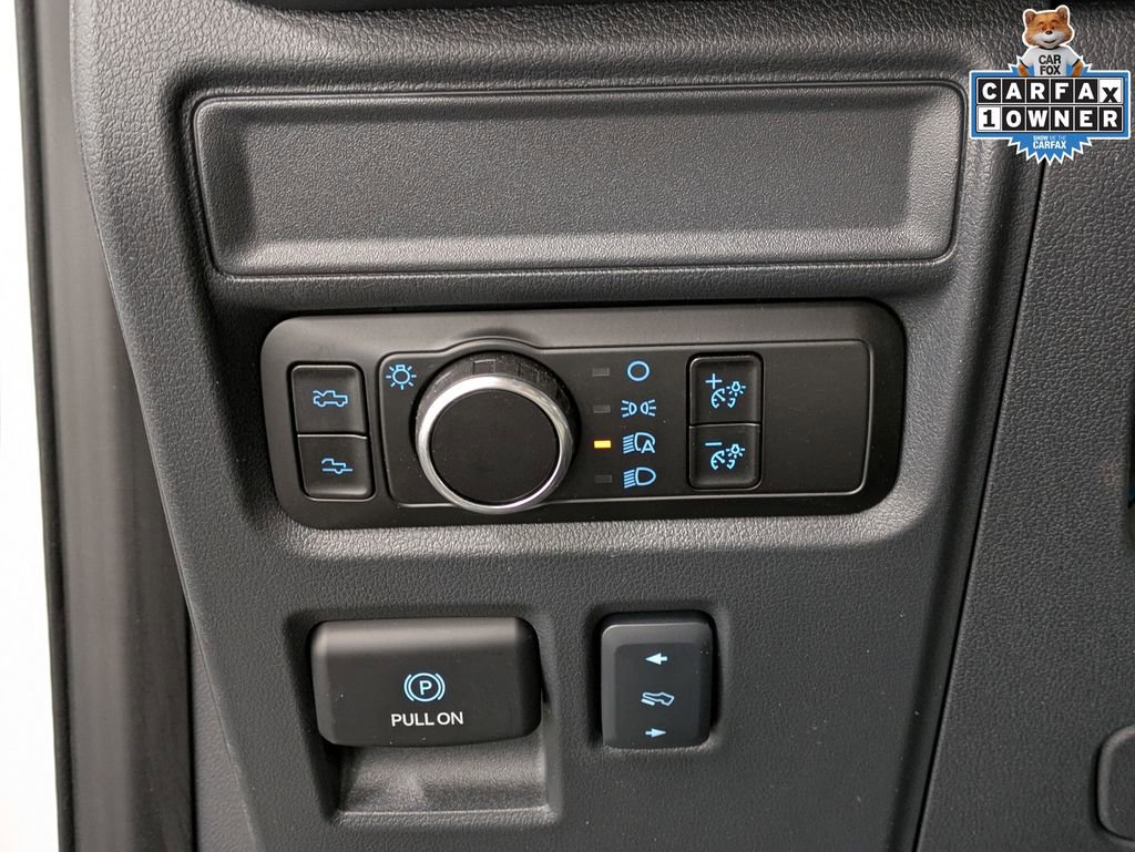 Used 2025 Ford F150 Lightning Platinum image 22