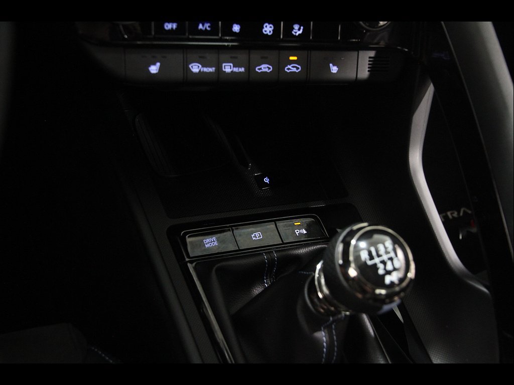 Certified 2025 Hyundai Elantra N FWD image 17