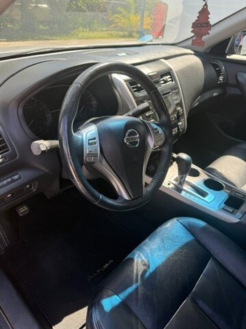 Used 2013 Nissan Altima 2.5 SL w/ 2.5 Moonroof Pkg FWD image 10