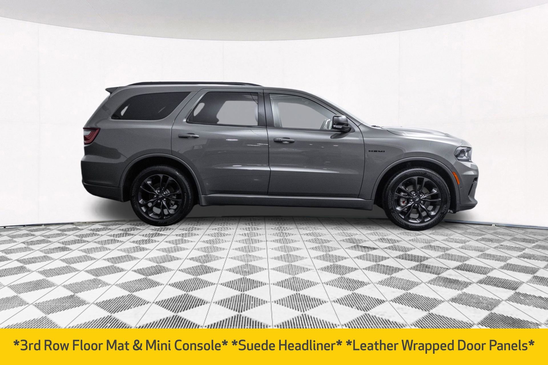 Used 2024 Dodge Durango R/T AWD/4WD image 16