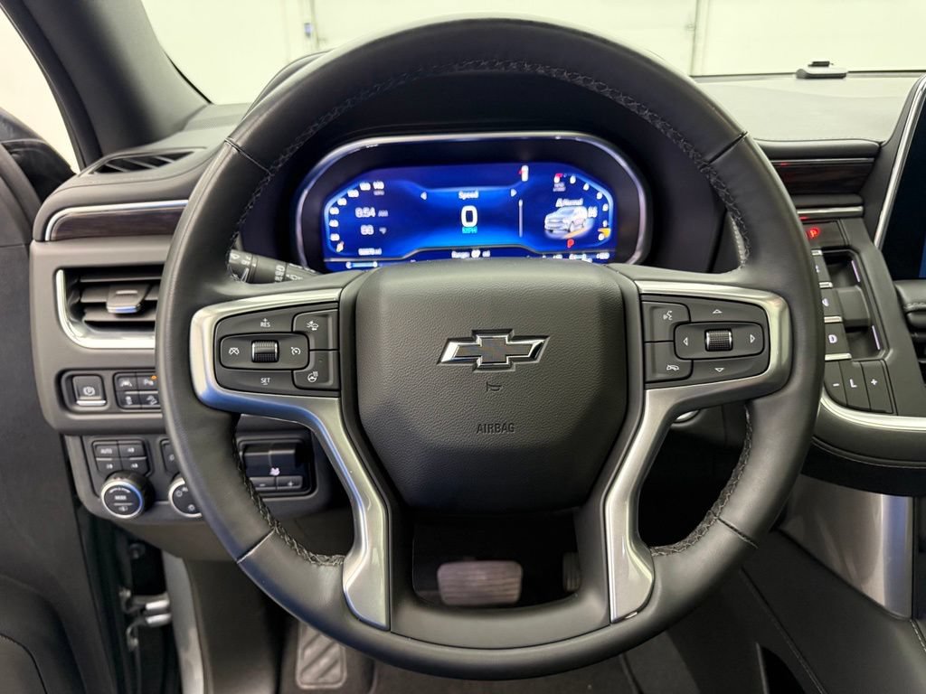 Used 2023 Chevrolet Tahoe Z71 w/ Z71 Off-Road Package AWD/4WD image 21