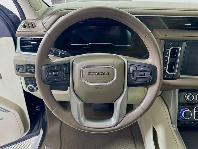 Used 2023 GMC Yukon XL Denali AWD/4WD image 16