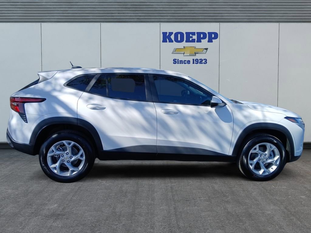 New 2026 Chevrolet Trax LS w/ LS Convenience Package image 6