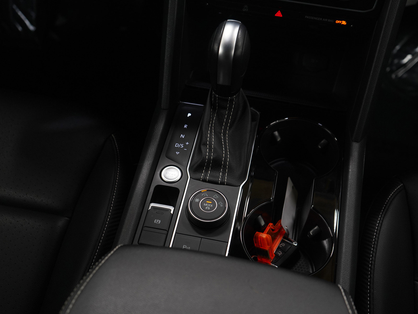 Used 2023 Volkswagen Atlas Cross Sport SE image 18