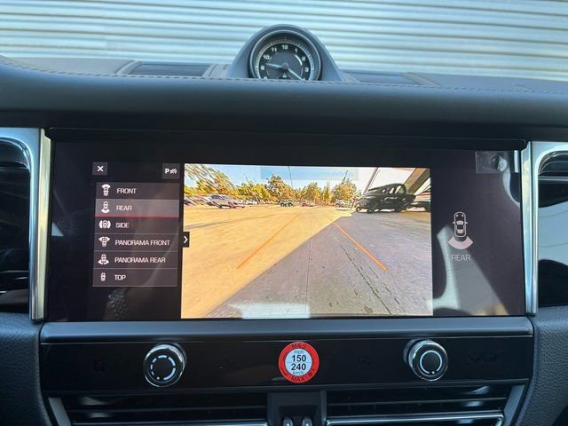 Used 2026 Porsche Macan AWD/4WD image 20