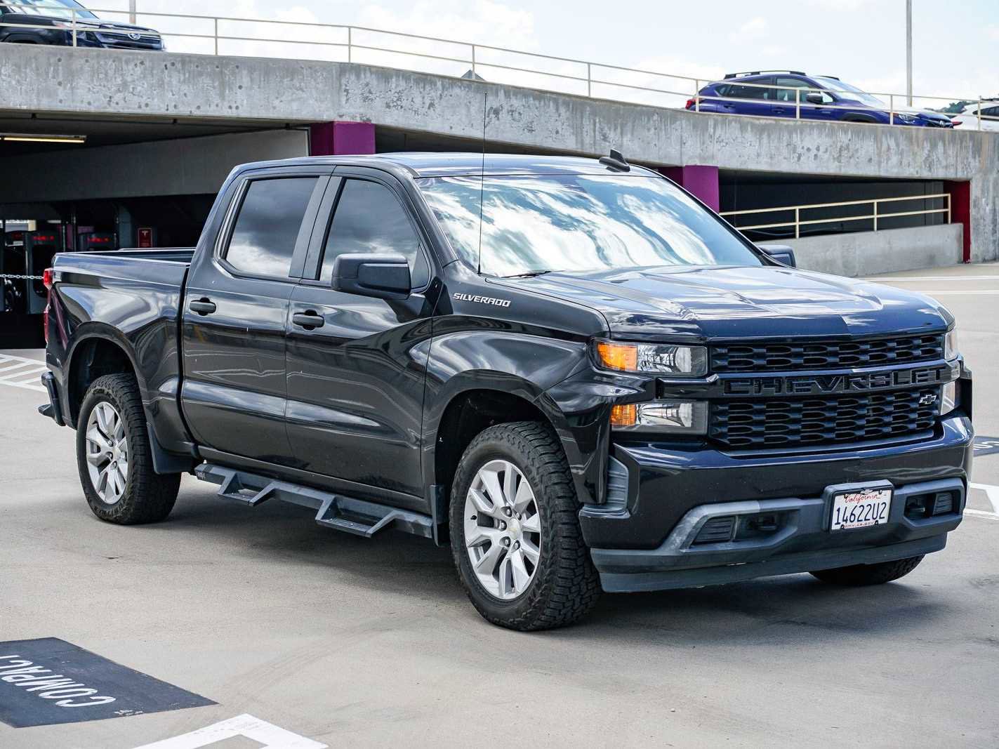 Used 2019 Chevrolet Silverado 1500 Custom w/ Custom Value Package image 5