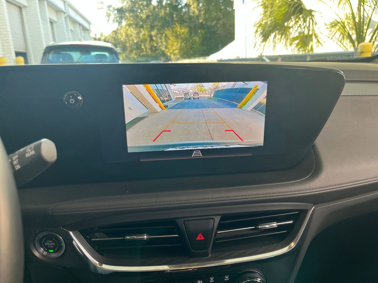 Used 2025 Buick Encore GX Preferred image 23