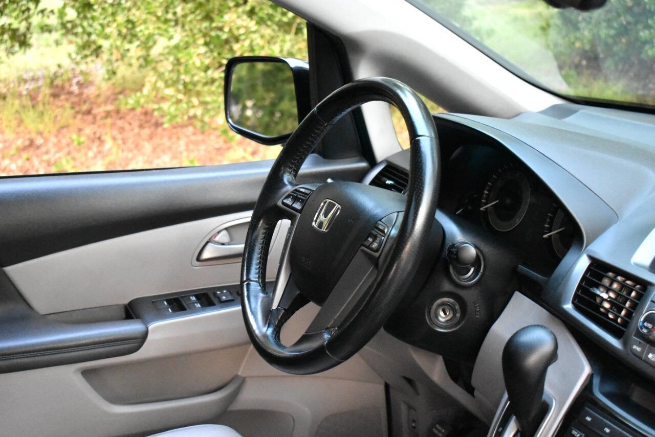 Used 2013 Honda Odyssey EX-L image 18