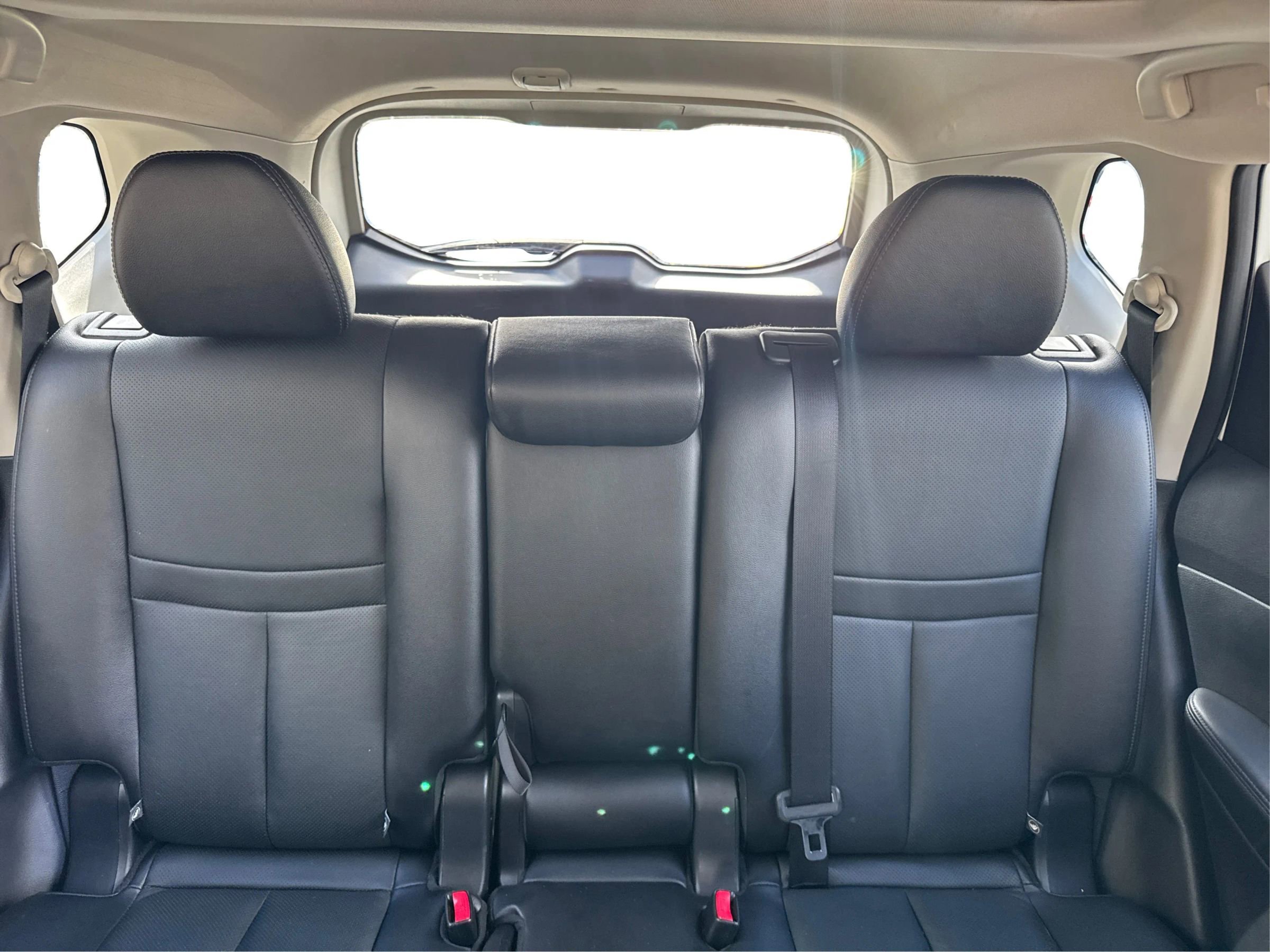 Used 2016 Nissan Rogue SL w/ SL Premium Package image 18