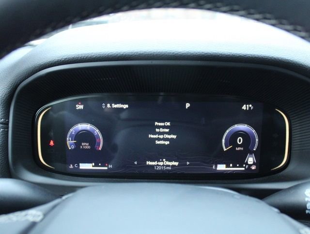 Used 2022 Jeep Wagoneer Series III w/ Flexible Seating Group image 39