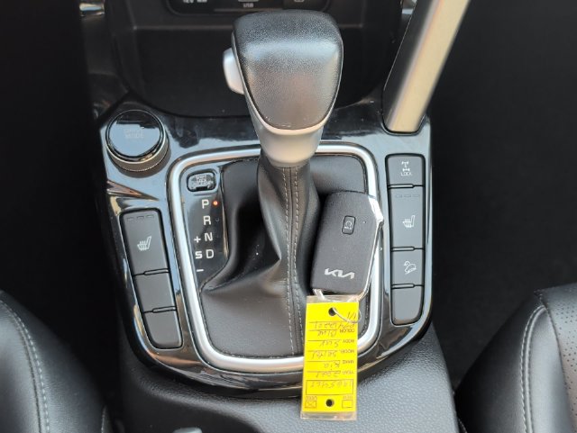 Used 2023 Kia Seltos EX AWD/4WD image 25