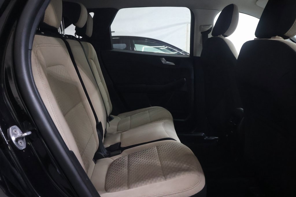 Used 2021 Ford Escape SE image 13