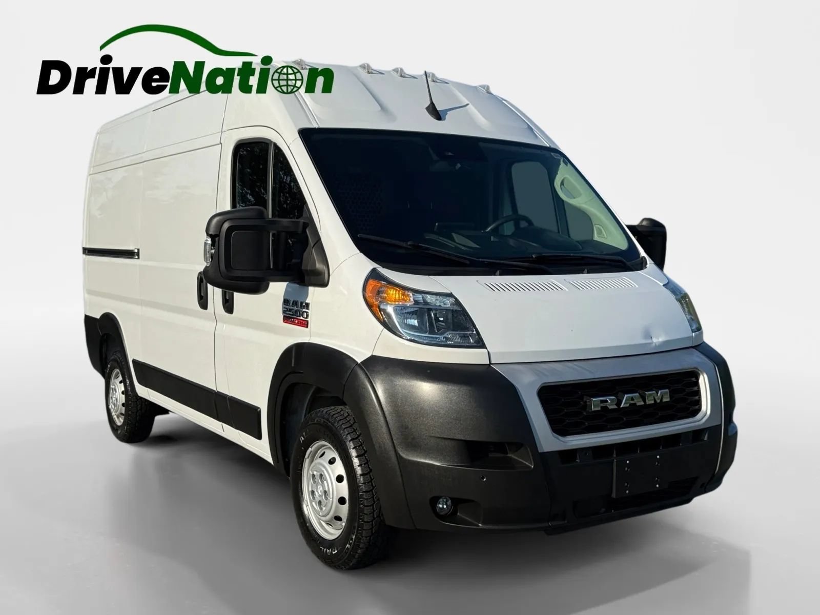 Used 2022 RAM ProMaster 2500 w/ Premium Convenience Group FWD image 3