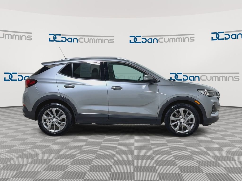 Used 2023 Buick Encore GX Essence w/ Experience Buick Package image 9