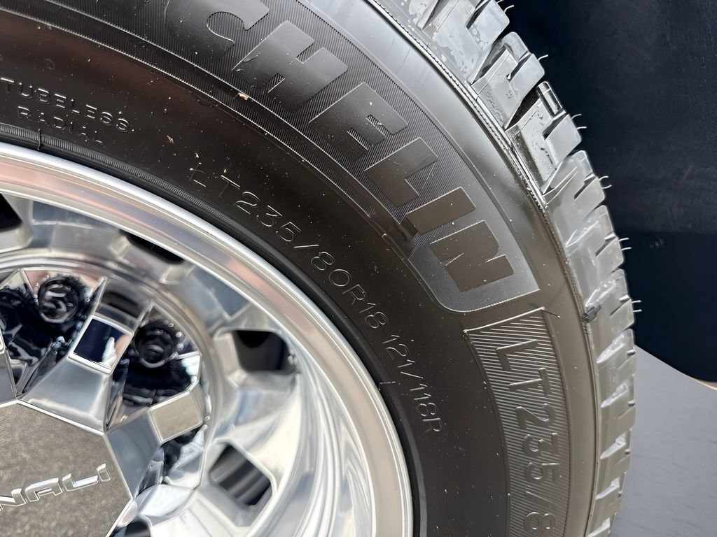 New 2026 GMC Sierra 3500 Denali Ultimate AWD/4WD image 42