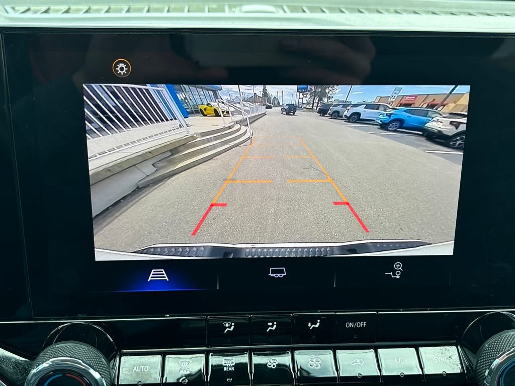 Used 2024 Chevrolet Colorado LT w/ LT Convenience Package image 19