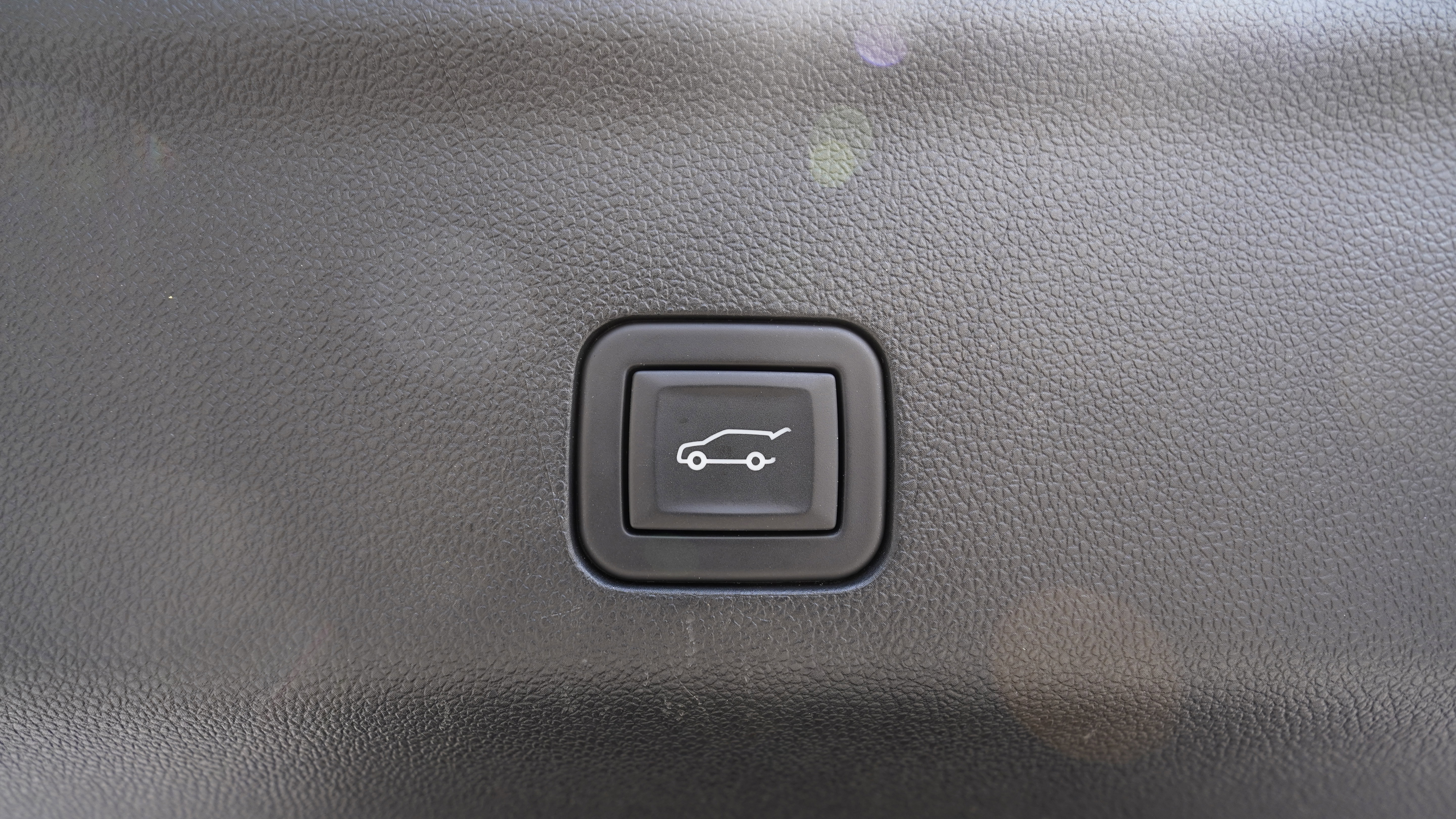 Used 2025 GMC Yukon XL Denali Ultimate AWD/4WD image 51