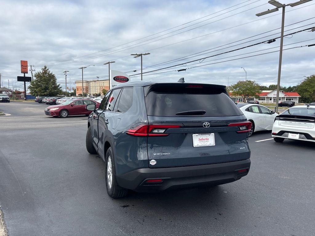 New 2026 Toyota Grand Highlander XLE image 3